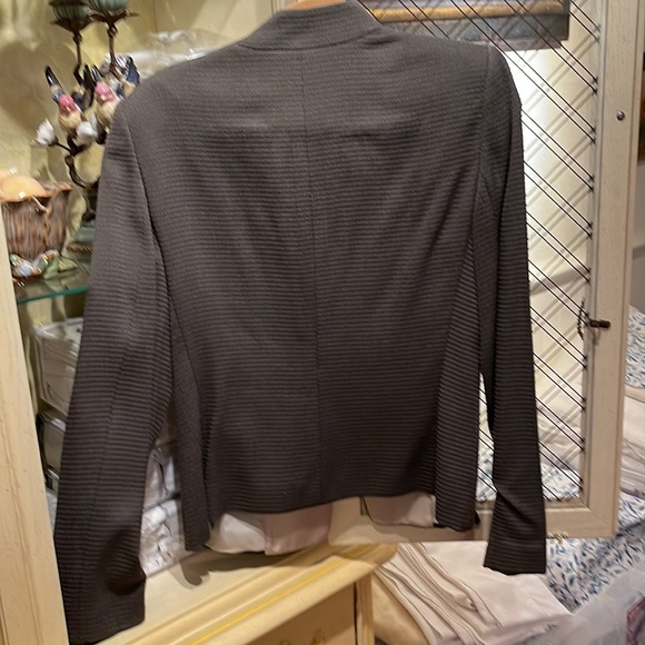 George Armani Blaiser like new. Elegant, form fitting and Smart looking - Picture 2 of 2